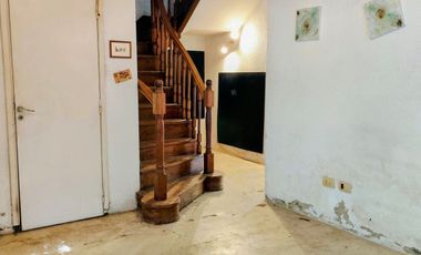 Casa en venta c/ cochera en Hurlingham