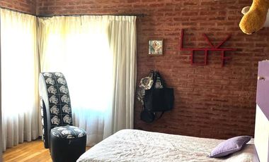 Casa en venta c/ cochera en General Rodríguez