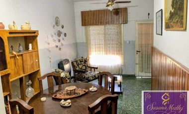 Casa en venta  en Hurlingham zona Barrio Cartero