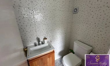 Casa en venta c/ cochera en Hurlingham