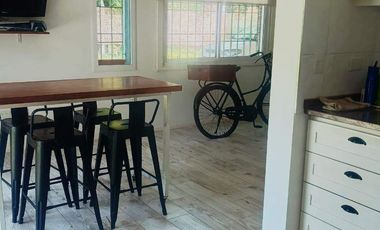 Casa en venta c/ cochera en Hurlingham