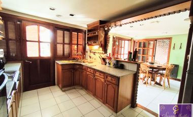 IMPORTANTE CHALET  VENTA HURLIGHAM * ZONA ESTRATEGICA MULT. DESTINOS *