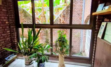 IMPORTANTE CHALET  VENTA HURLIGHAM * ZONA ESTRATEGICA MULT. DESTINOS *
