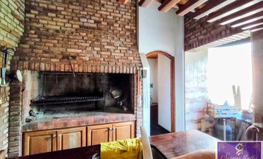 IMPORTANTE CHALET  VENTA HURLIGHAM * ZONA ESTRATEGICA MULT. DESTINOS *