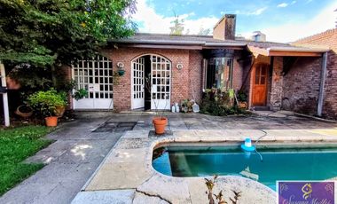 IMPORTANTE CHALET  VENTA HURLIGHAM * ZONA ESTRATEGICA MULT. DESTINOS *