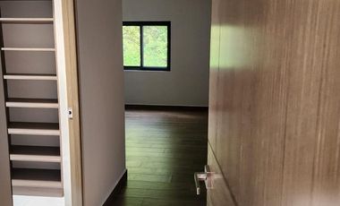Casa en RENTA Fraccionamiento Altares Residencial - CARRETERA NACIONAL en Santiago, Nuevo León.