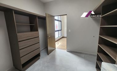 Casa en RENTA Fraccionamiento Altares Residencial - CARRETERA NACIONAL en Santiago, Nuevo León.