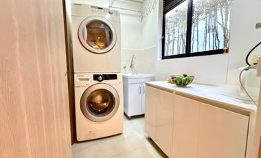 VENTA CASA MODERNA EN EL RETIRO CERCA A MEDIA LUNA