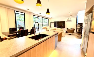VENTA CASA MODERNA EN EL RETIRO CERCA A MEDIA LUNA