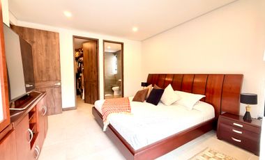 VENTA CASA MODERNA EN EL RETIRO CERCA A MEDIA LUNA