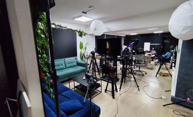 Local Comercial en Arriendo en Av. Apoquindo frente a Municipalidad e Las Condes