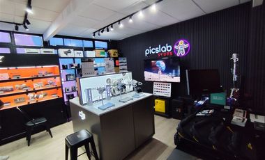 Local Comercial en Arriendo en Av. Apoquindo frente a Municipalidad e Las Condes