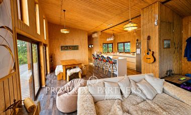 Espectacular casa en parcela con vista panorámica al Lago Rupanco