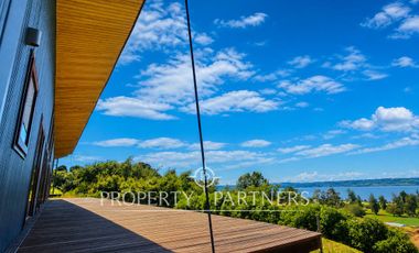 Espectacular casa en parcela con vista panorámica al Lago Rupanco