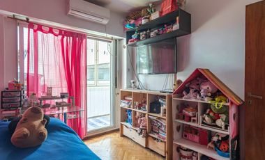 Venta depto. semipiso 3 ambientes Caballito Norte/ Cochera /2 balcones/2 baños