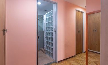 Venta depto. semipiso 3 ambientes Caballito Norte/ Cochera /2 balcones/2 baños