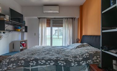 Venta depto. semipiso 3 ambientes Caballito Norte/ Cochera /2 balcones/2 baños