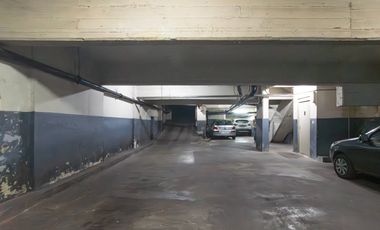 Venta depto. semipiso 3 ambientes Caballito Norte/ Cochera /2 balcones/2 baños