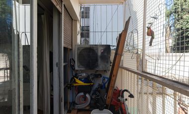 Venta depto. semipiso 3 ambientes Caballito Norte/ Cochera /2 balcones/2 baños