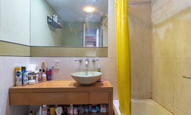 Venta depto. semipiso 3 ambientes Caballito Norte/ Cochera /2 balcones/2 baños