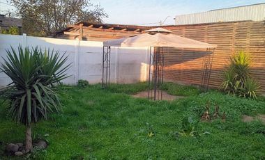 Linda Casa con un Amplio Patio .  El Monte