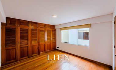 Venta Departamento en Santiago de Surco en Monterrico