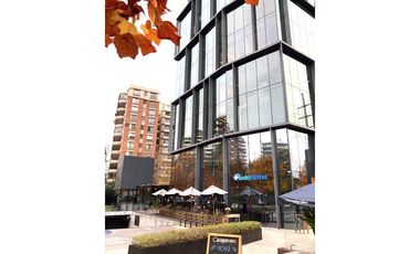 Bodegas en edificio de oficinas clase A