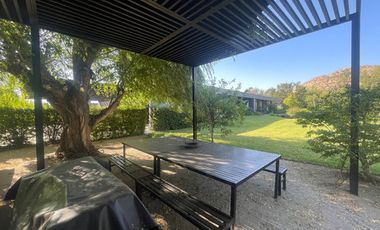 ARRIENDO CASA EN PARCELA CHICUREO CAMINO LOS ALGARROBOS