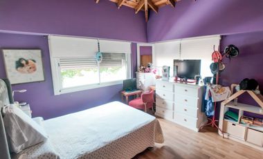 VENTA CASA 7 AMB - CLUB DE CAMPO PUEYRREDON