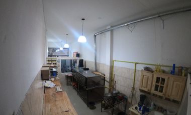 Local a la calle en Venta Ramos Mejia / La Matanza (B145 4819)