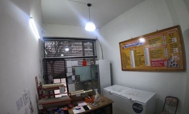 Local a la calle en Venta Ramos Mejia / La Matanza (B145 4819)