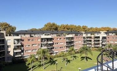 Excelente departamento en Beccar Plaza, 4 ambientes con terraza en alquiler