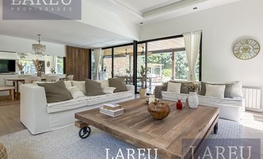 Casa en Ayres de Pilar