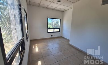 Oficina en venta y alquiler - Paseo El Mirador , Pilar