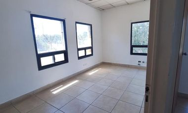 Oficina en venta y alquiler - Paseo El Mirador , Pilar