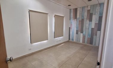 Oficina en venta y alquiler - Paseo El Mirador , Pilar