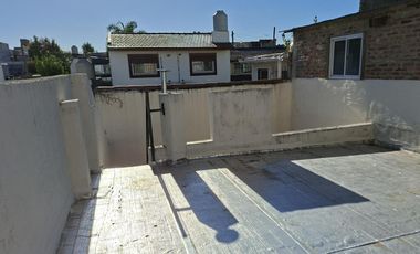 ALQUILER DE CASA 3 AMBIENTES EN RAMOS MEJIA