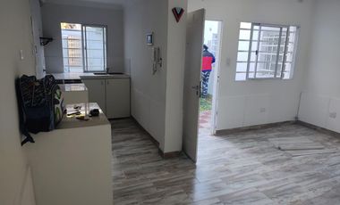Departamento en Estevez Correa 281