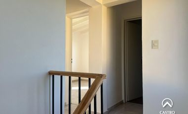 Casa PH en alquiler - Barranca Colorada, Villa de Merlo