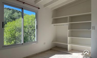 Casa PH en alquiler - Barranca Colorada, Villa de Merlo