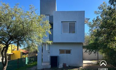 Casa PH en alquiler - Barranca Colorada, Villa de Merlo
