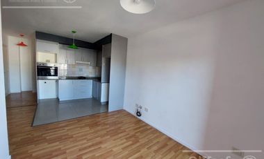 DEPARTAMENTO EN ALQUILER 2 AMB, EN QUILMES OESTE (SOBRE AVENIDA)