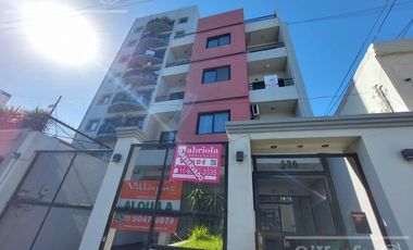 DEPARTAMENTO EN ALQUILER 2 AMB, EN QUILMES OESTE (SOBRE AVENIDA)