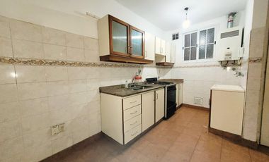 Rincon al 100 - Depto 3 ambientes en alquiler, Barrio de Congreso - Generosas medidas!