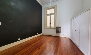 Rincon al 100 - Depto 3 ambientes en alquiler, Barrio de Congreso - Generosas medidas!