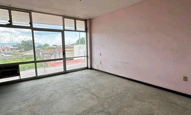 Casa Nicolás Bravo, Centro