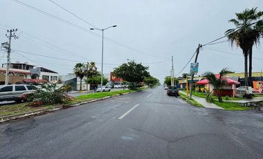 Terreno Comercial en Tecomán