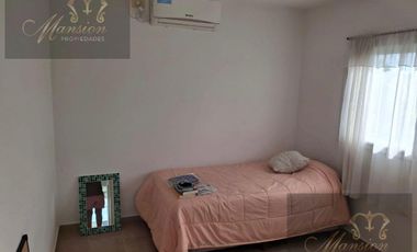 Alquiler Anual Casa 4 amb. amoblada interna barrio El Canton Norte Escobar