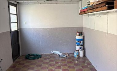 Casa 3 ambientes con PATIO y COCHERA en Wilde