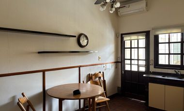 Casa 3 ambientes con PATIO y COCHERA en Wilde
